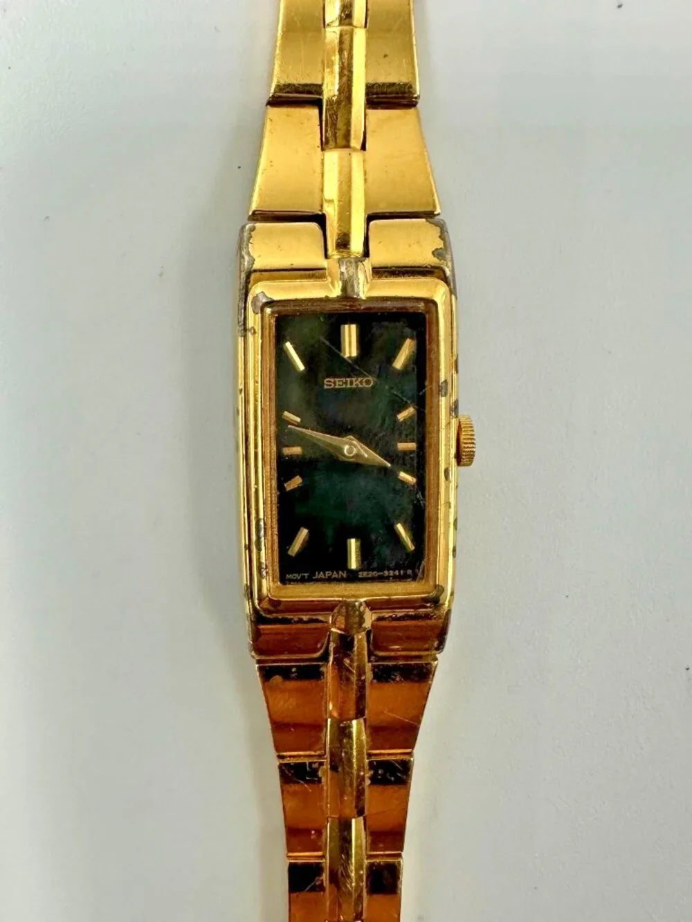 Vintage Seiko Watch Women Gold Tone Black 2E20-7479 New Battery 6.5